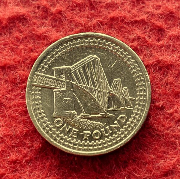 United Kingdom (UK) 1 Pound - Elizabeth II Forth Bridge 2004 Coin