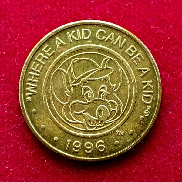 United States (USA) Chuck E Cheese 1996 Game Machine and Arcade Token