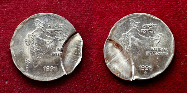 2 Rupees 1998 Pair of 2 Partial Brokage Error Coin