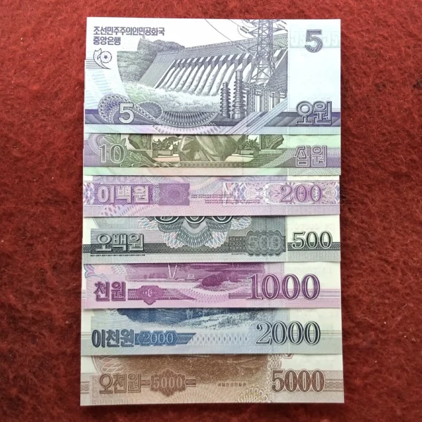 North Korea Spiceman No 000000 Set of 7 Notes (5, 10, 200, 500, 1000, 2000, 5000 Won) - Image 3